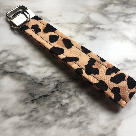 Cheetah Print Fabric Wristlet Keychain, Key Fob