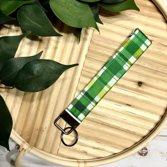 St. Paddy’s Plaid Print Fabric Wristlet Keychain, Key Fob