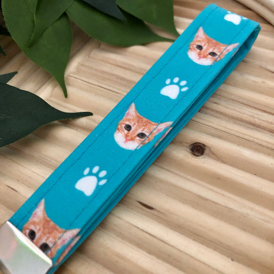 Blue Orange Tabby Print Fabric Wristlet Keychain, Key Fob