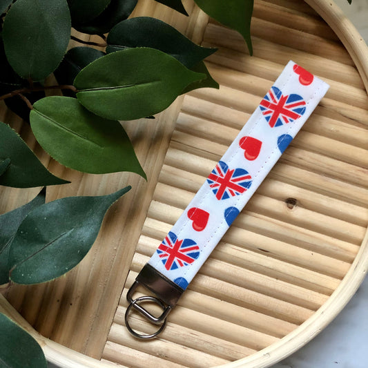 Union Jack Heart Print Fabric Wristlet Keychain, Key Fob