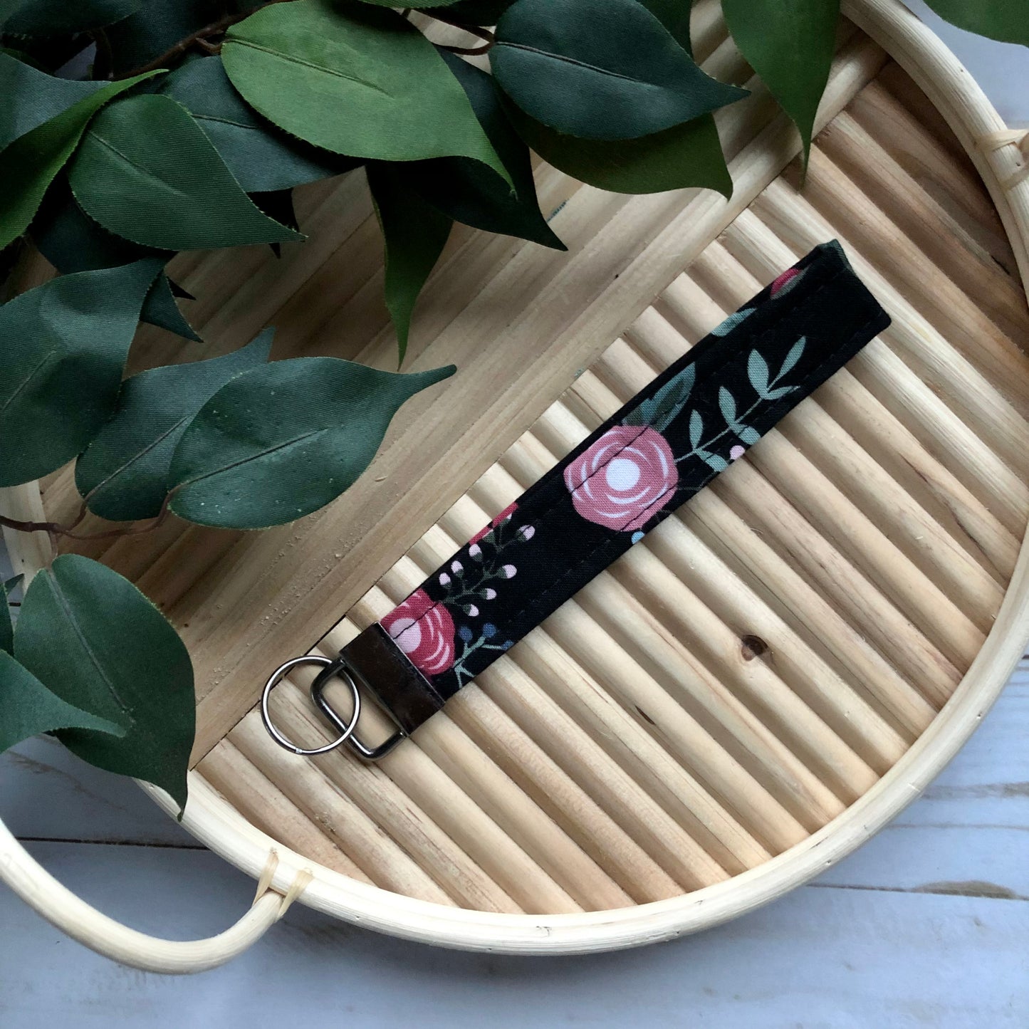 Black Berry Floral Print Fabric Wristlet Keychain, Key Fob