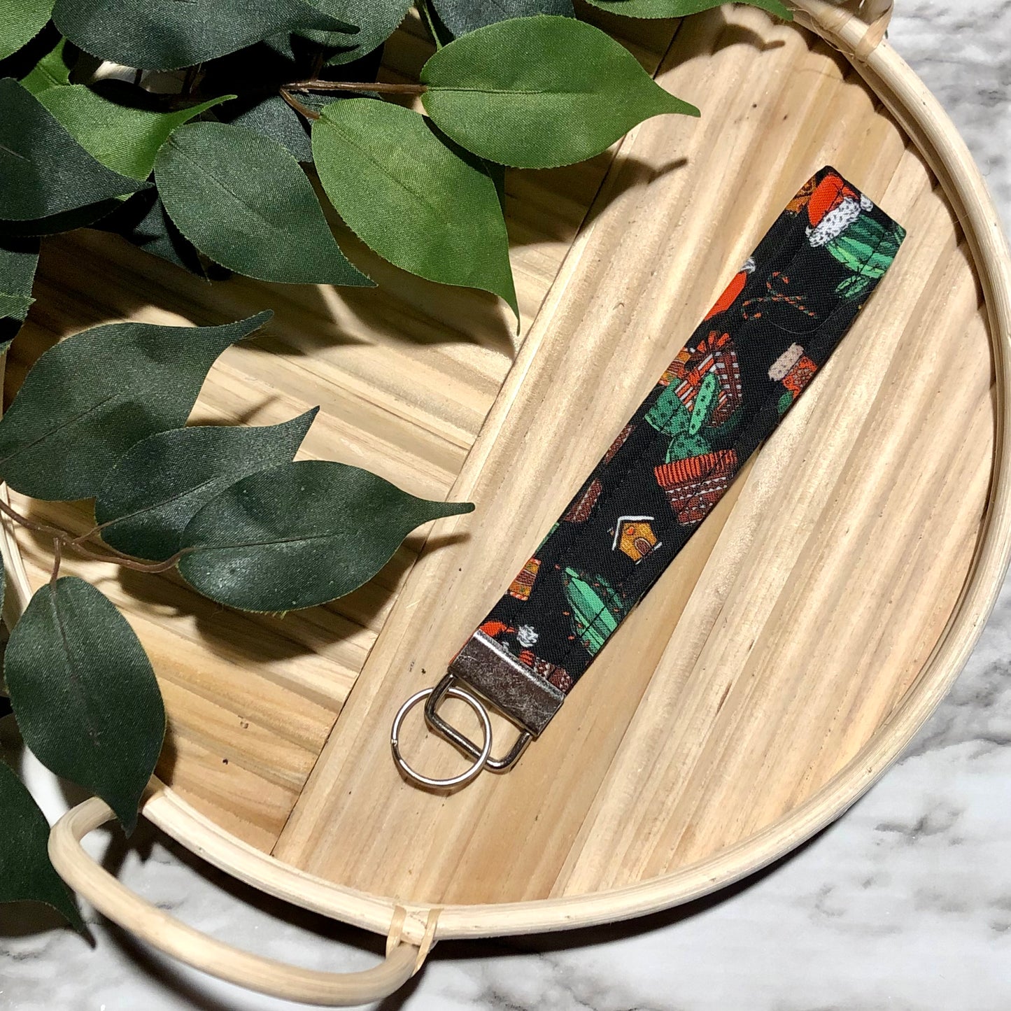 Christmas Cactus Print Fabric Wristlet Keychain, Key Fob