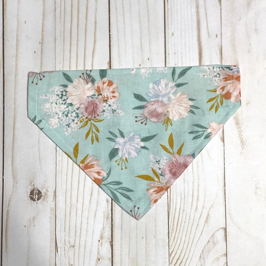 Blue Baby’s Breath Floral Print Fabric Pet Bandana