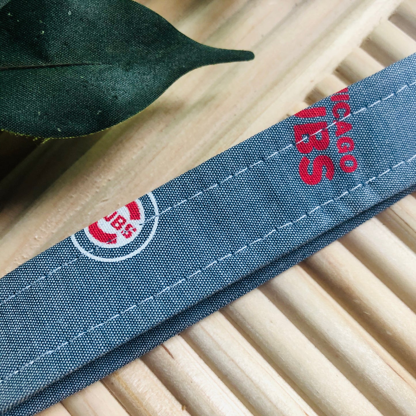 Chicago Cubs Baseball Small Logo Print Fabric Wristlet Keychain, Key Fob