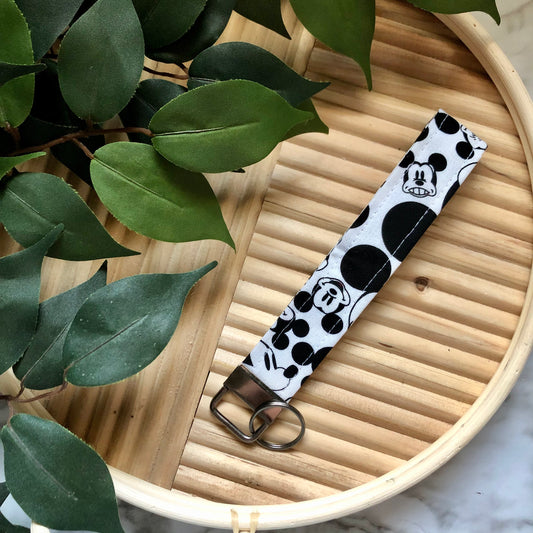 Mickey Mouse Faces Print Fabric Wristlet Keychain, Key Fob