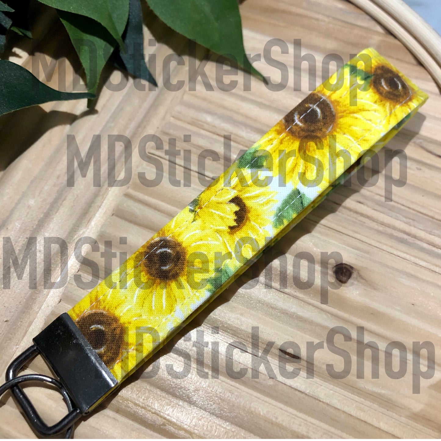 White Sunflower Print Fabric Wristlet Keychain, Key Fob