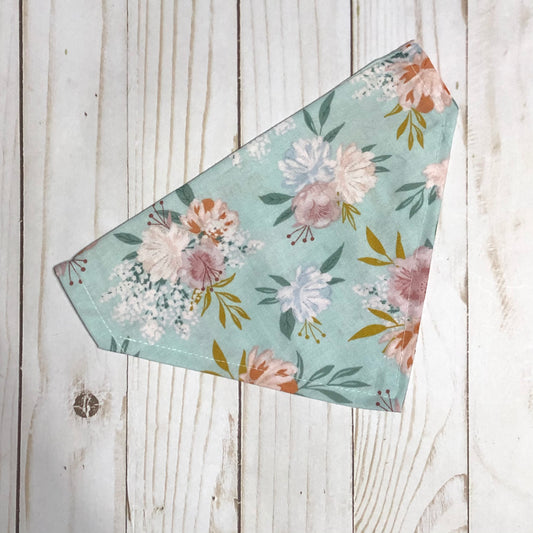 Blue Baby’s Breath Floral Print Fabric Pet Bandana