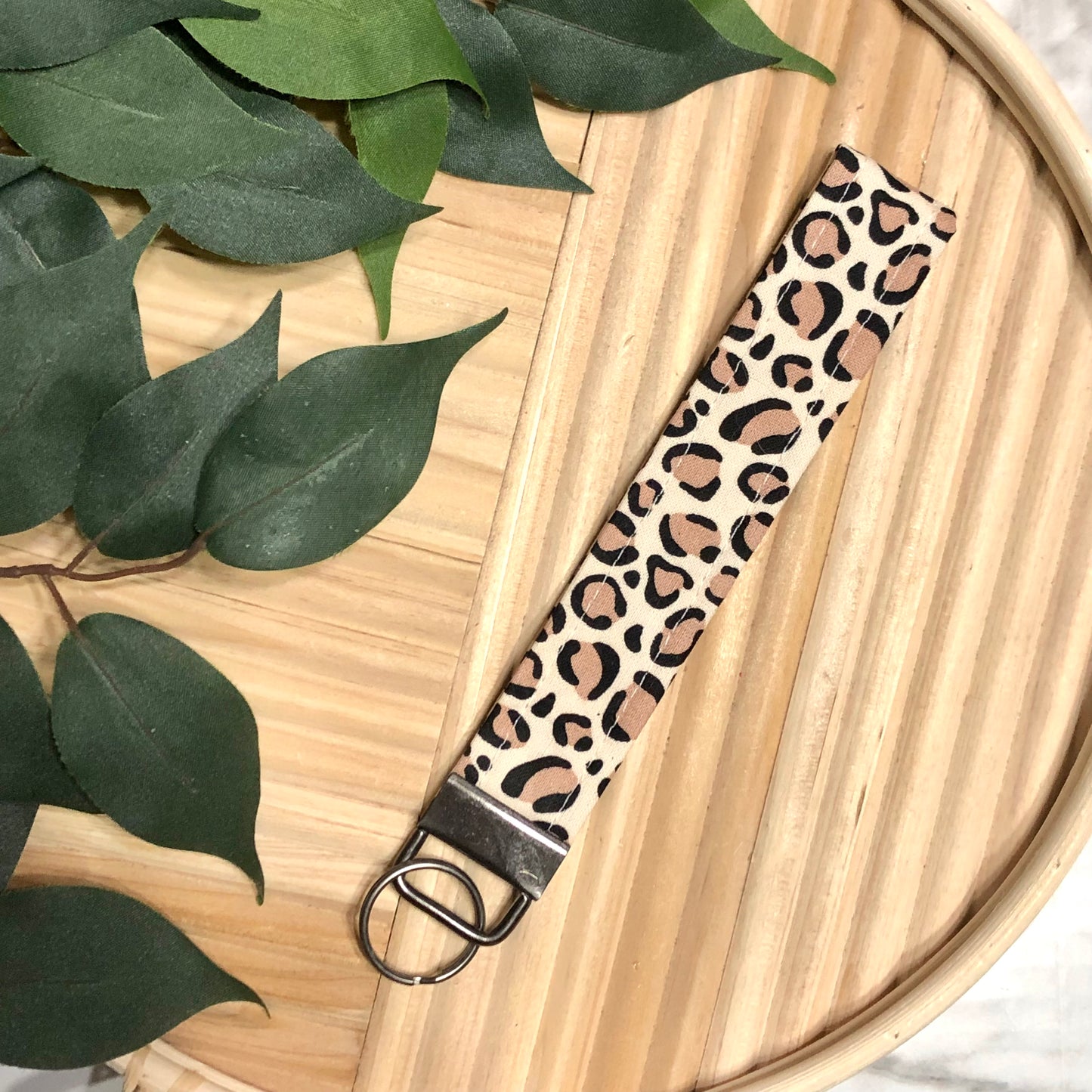 Classic Cheetah Print Fabric Wristlet Keychain, Key Fob