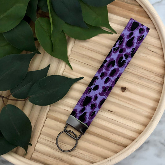 Purple Cheetah Print Fabric Wristlet Keychain, Key Fob
