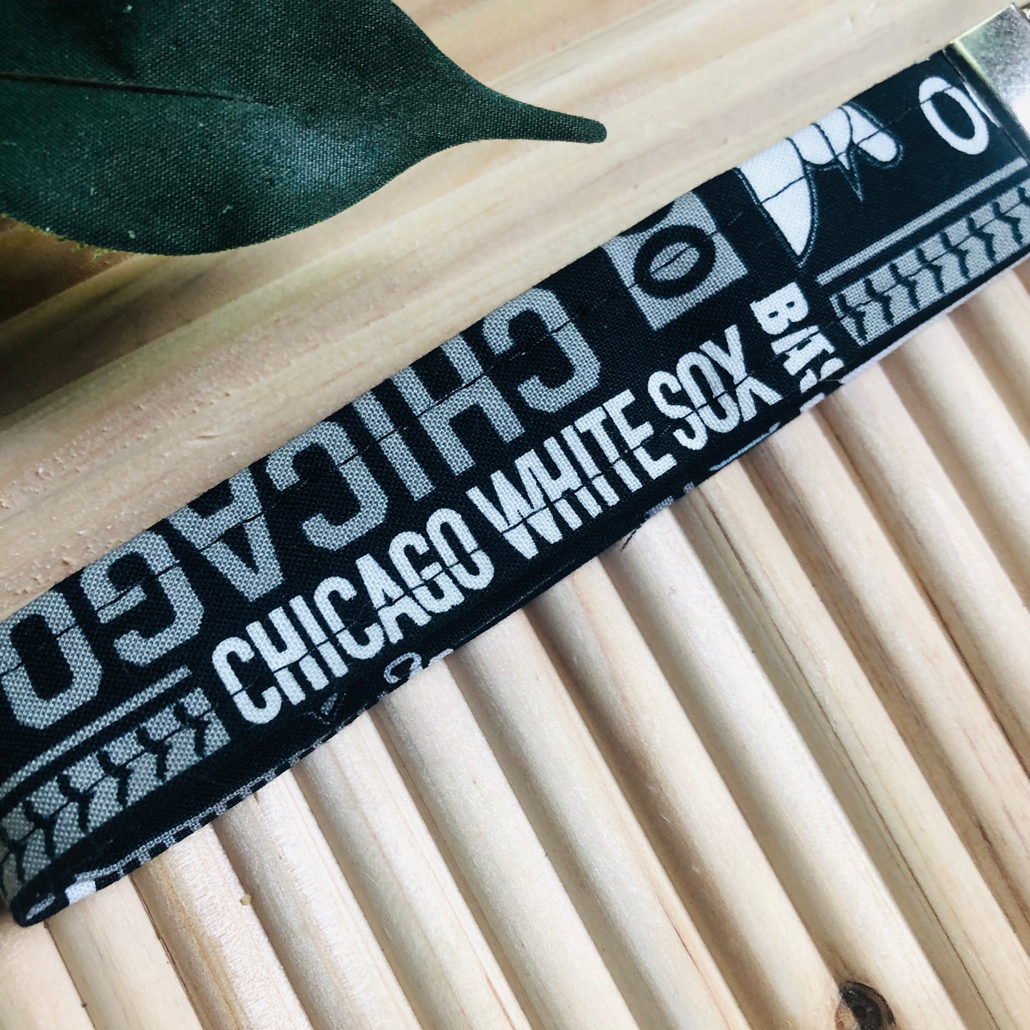 Chicago White Sox Baseball Print Fabric Wristlet Keychain, Key Fob