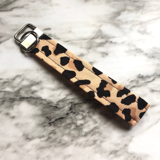 Cheetah Print Fabric Wristlet Keychain, Key Fob